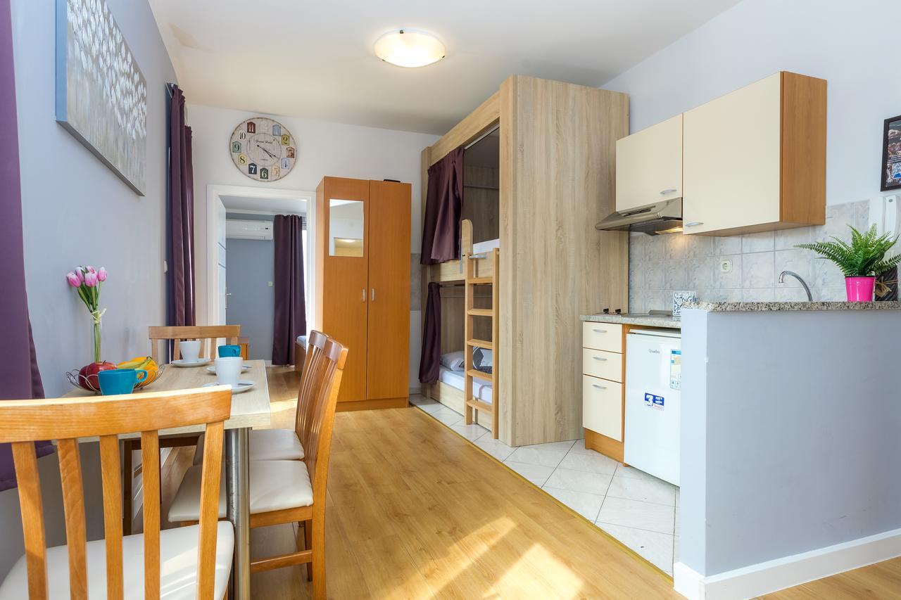 Apartments In City Center Ventus 노바야 외부 사진