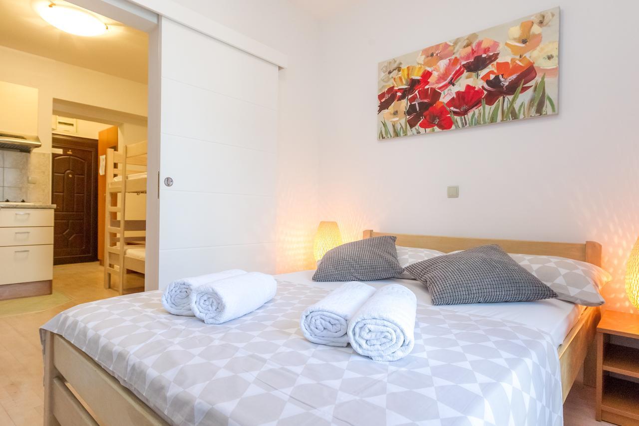 Apartments In City Center Ventus 노바야 외부 사진