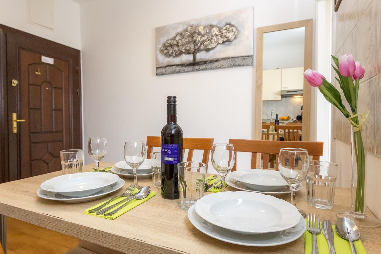 Apartments In City Center Ventus 노바야 외부 사진