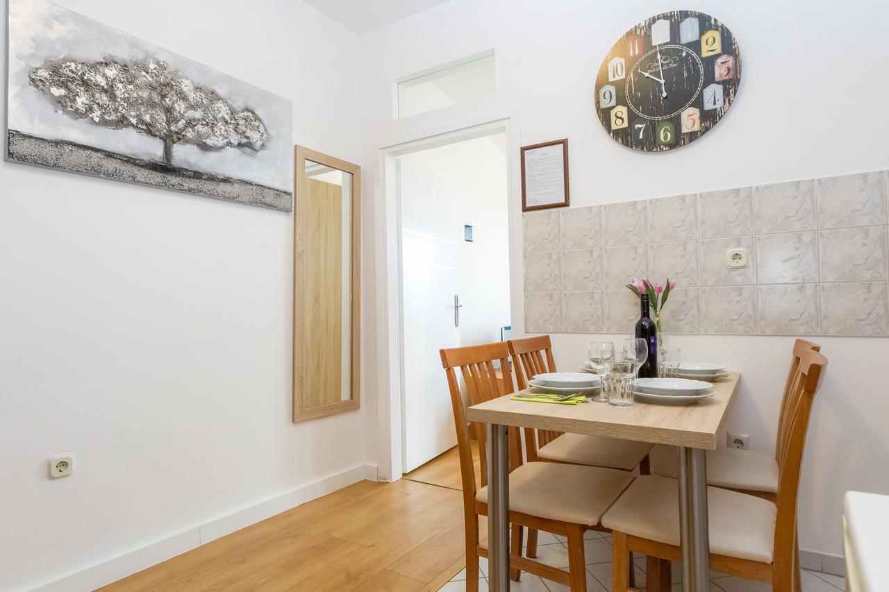 Apartments In City Center Ventus 노바야 외부 사진