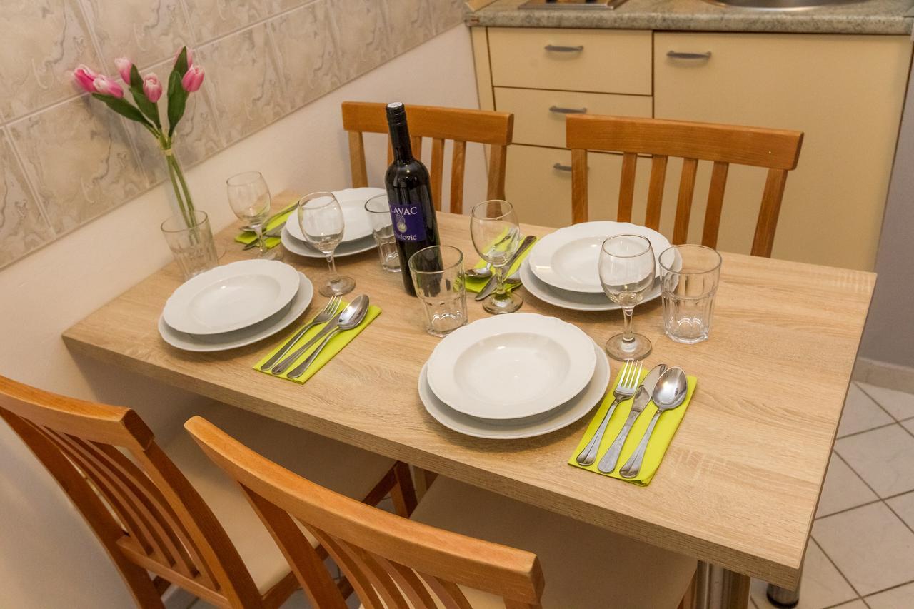 Apartments In City Center Ventus 노바야 외부 사진